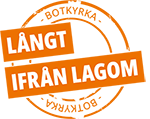 Orange platslogotyp, rund cirkel med text i mitten: långt ifrån lagom