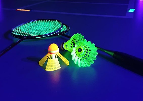 Badminton i mörker